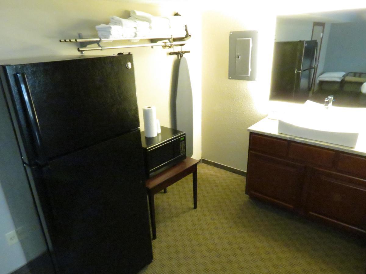 Edgewater Hotel And Suites Put-in-Bay Εξωτερικό φωτογραφία