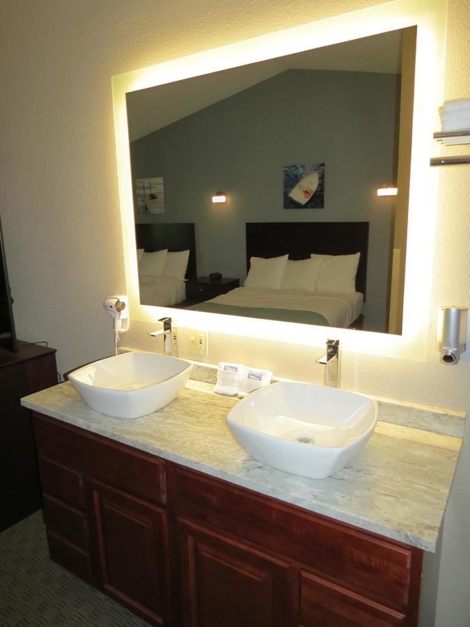 Edgewater Hotel And Suites Put-in-Bay Εξωτερικό φωτογραφία